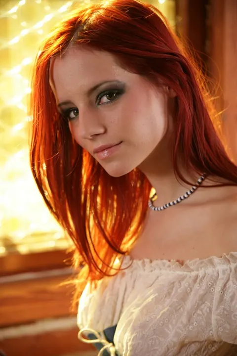 Ariel Piper Fawn: Amateur Redhead Undresses and Shows Her Natural Tits on a Table – photo 1 of 21
