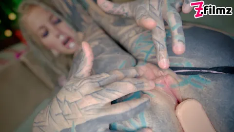 Anuskatzz: Heavily Tattooed Blonde Takes Anal While Fingering in Lingerie – photo 6 of 15