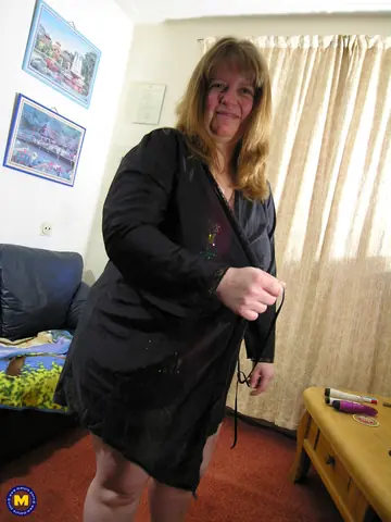 Britney Angel – Mature BBW Blonde Sucks Cock and Uses a Dildo