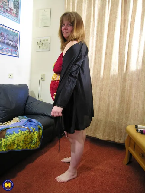 Britney Angel: Mature BBW Blonde Sucks Cock and Uses a Dildo – photo 2 of 20