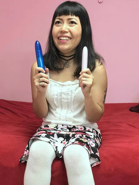 Yuka Ozaki: Petite Asian MILF in Stockings Uses a Dildo and Spreads Her Legs – photo 2 of 21