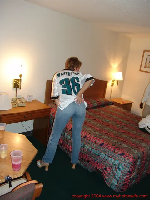 Tracy Lick: Tall Mature Blonde in Jeans Sucks BBC in Interracial Threesome – photo 1 of 21