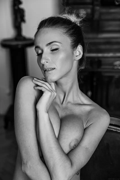 Tall Ukrainian Strips Off Her Lingerie and Stockings to Spread – photo 19 of 21