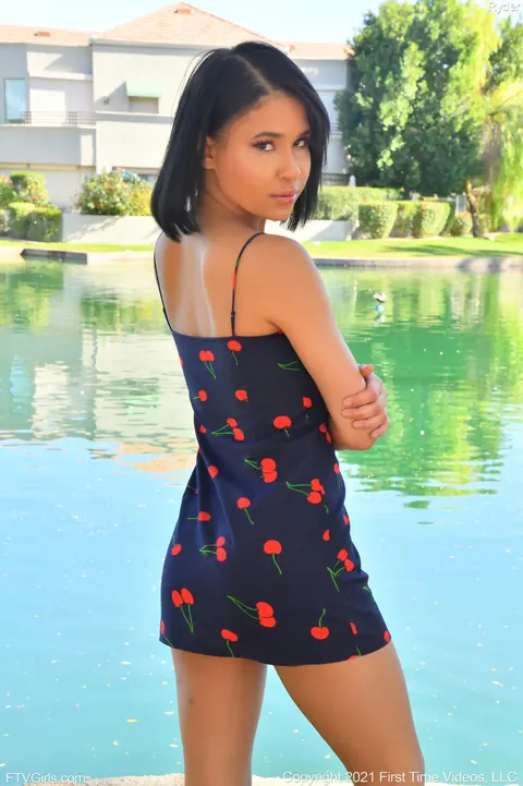 Skinny Short-Haired Brunette Flashes Outdoors and Masturbates with a Dildo – photo 5 of 21