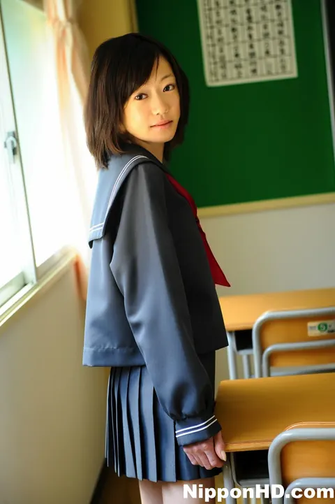 Aoba Itou: Japanese Brunette Poses in Uniform with Skirt and Socks – photo 7 of 12