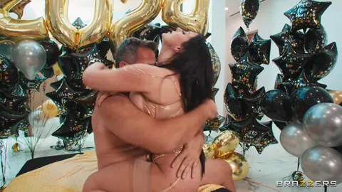 Angela White: Australian BBW in Stockings Gets Fucked and Fingered – photo 11 of 21