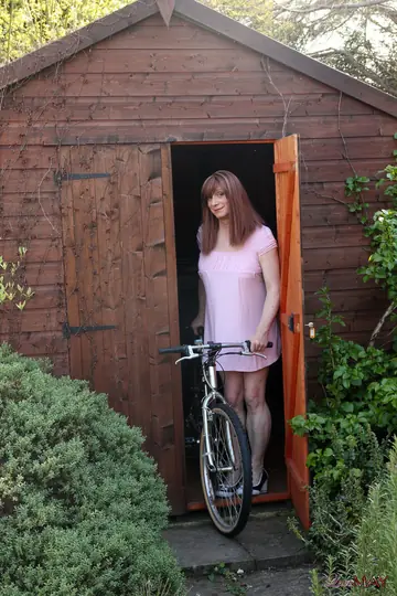 Trans Woman Undresses and Poses Nude to Flaunt Her Figure