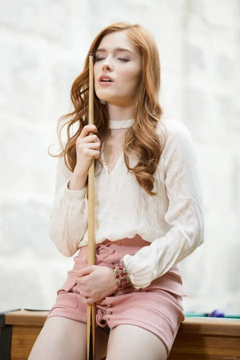 Jia Lissa: Redhead Russian Shows Her Hairy Pussy in a Skirt – photo 4 of 20