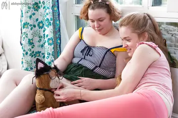 BBW Lesbians Kiss Deeply and Lick Hairy Pussies