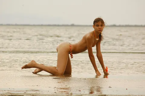 Skinny Woman Strips Nude and Poses Outdoors – photo 8 of 21