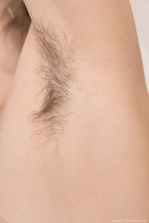 Amateur Woman Strips Nude and Shows Her Hairy Bush – photo 6 of 21