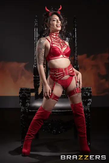 Gina Valentina – Latina MILF in a Devil Costume Rides Cowgirl and Takes Anal