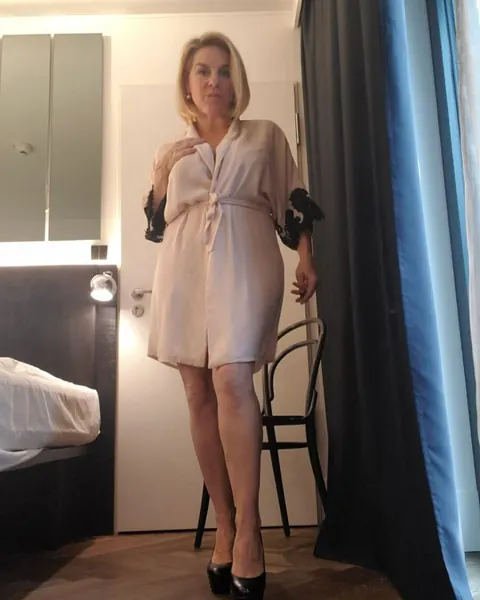 Blonde MILF with Big Tits Teases in Lingerie and Heels – photo 1 of 10