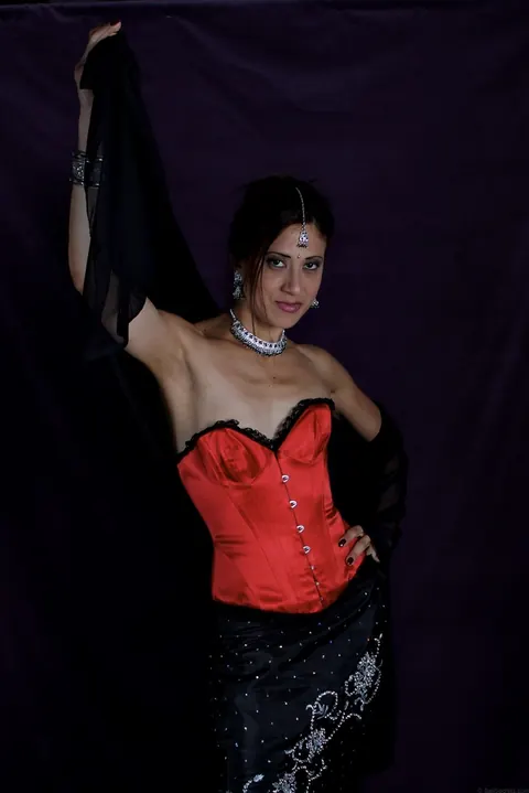 Indian Brunette Poses in Lingerie and Stockings – photo 15 of 15