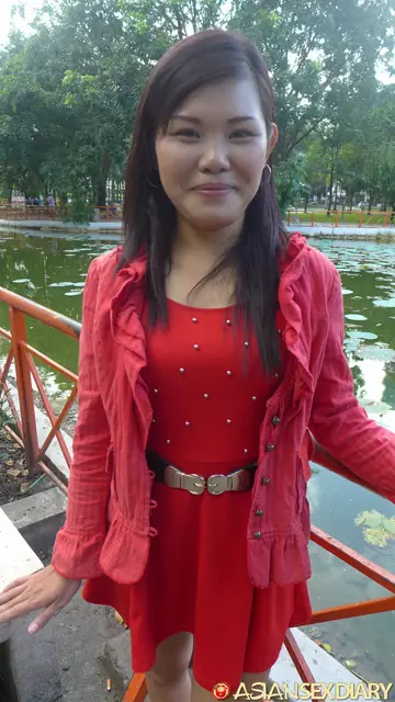Asian MILF in a Skirt Gives a Blowjob Before Anal Doggy Style