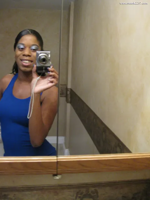 Ebony Big-Titted Woman Snaps Nude Mirror Selfies in the Bathroom – photo 2 of 15