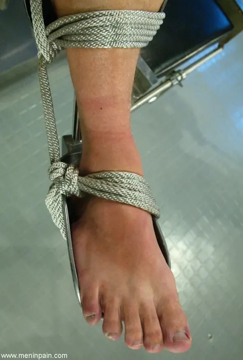 Annie Cruz: Tall Filipina MILF Deepthroats While Bound in Femdom Play – photo 2 of 20