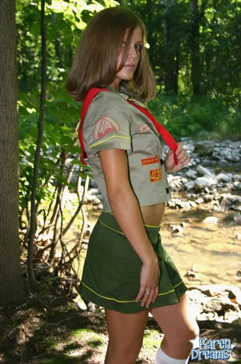 PAWG in Uniform Skirt Shows Off Her Body – photo 3 of 12