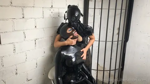 Elise Graves: Two Czech MILFs in Latex Play Bondage with a Dildo – photo 13 of 15
