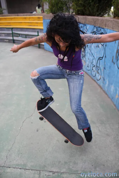 Diana Delgado: Curly Brunette Latina Shows Her Tattoos Outdoors – photo 4 of 20