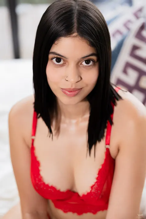 Latina with Big Tits Strips Off Her Lingerie and Uses a Dildo – photo 3 of 21