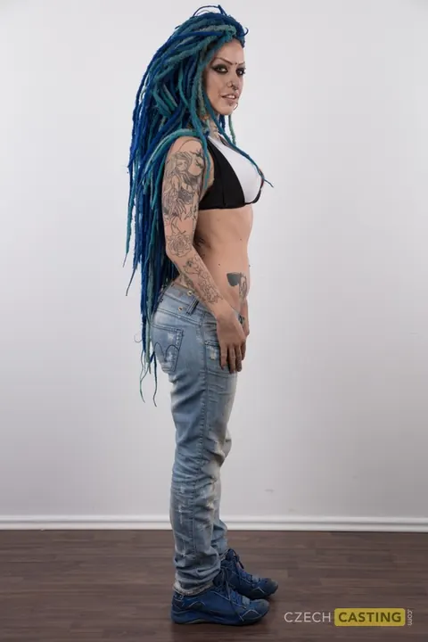 Lady Blue: Tattooed Czech PAWG Strips Out of Her Jeans – photo 6 of 20