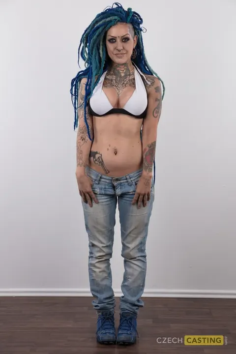 Lady Blue: Tattooed Czech PAWG Strips Out of Her Jeans – photo 5 of 20