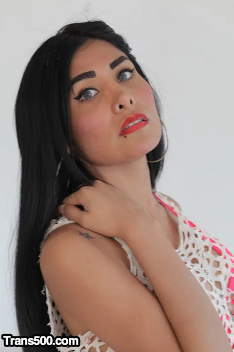 Thick Latina Trans Woman Spreads Her Big Ass Nude – photo 1 of 15