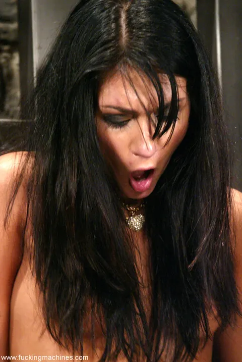 Persia DeCarlo: Tall Slim Latina Undresses and Fingers Her Shaved Pussy – photo 14 of 21