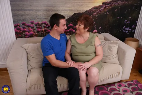 Mature Redhead BBW Gives a Blowjob and Masturbates with a Toy – photo 6 of 16