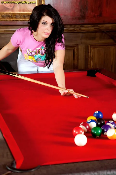 Kandie Luv: Thick Brunette Amateur Shows Her Big Tits on the Pool Table – photo 7 of 16