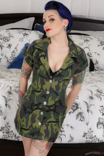 Thick Brunette MILF in a Skirt Spreads Her Ass and Shows Her Tattoos