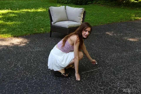 Nadia Noja: Brunette Pisses on Driveway and Spreads Outdoors – photo 1 of 16