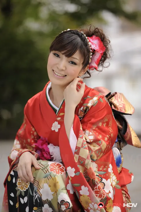 Sakura Aoi: Busty Japanese Brunette Opens Her Kimono to Show Her Hairy Bush – photo 5 of 15