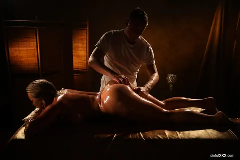 Aubrey Black: Busty Australian MILF Rides Her Partner's Cock During Oiled Massage – photo 8 of 21
