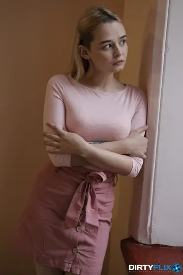Lina Star – Busty Blonde in Lingerie Sucks, Fucks and Takes a Handjob Cumshot