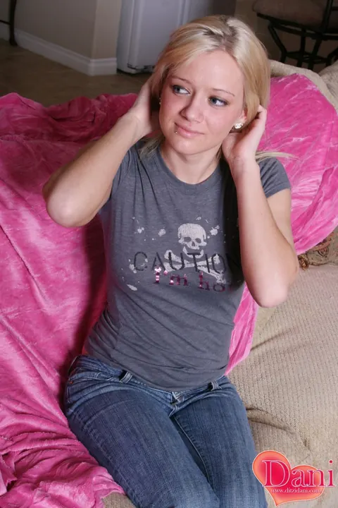Ditzi Dani: Busty Blonde in Jeans Strips and Spreads Her Legs – photo 10 of 15