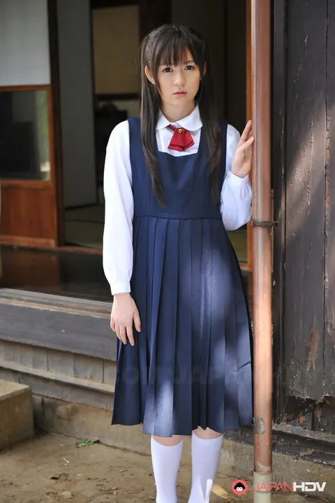 Ai Uehara: Slim Japanese Brunette Poses in a Skirt in the Garden – photo 1 of 15