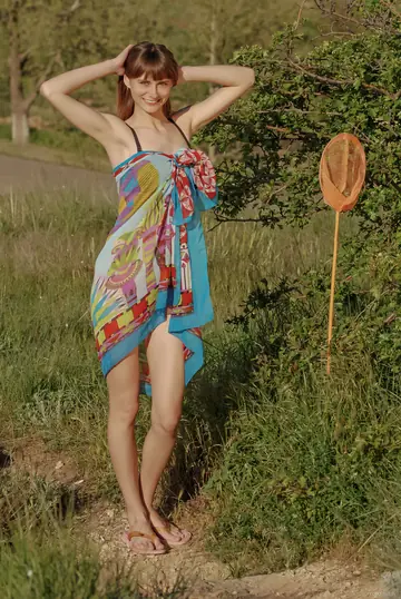 Iren F – Busty Asian Brunette Spreads Her Pussy Wide Outdoors