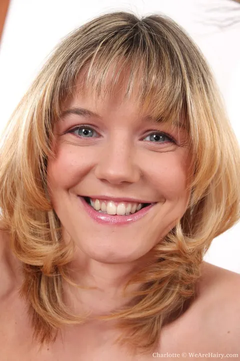 Charlotte Pelucci: Skinny Woman Fingers Her Hairy Pussy – photo 9 of 21