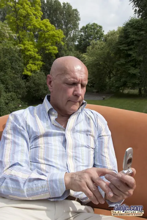 Slim Woman Gets Fucked Anally by an Old Bald Man Outdoors – photo 2 of 20