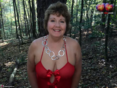 Bustybliss: Curvy Brunette MILF Shows Off Her Natural Tits in the Forest – photo 6 of 16