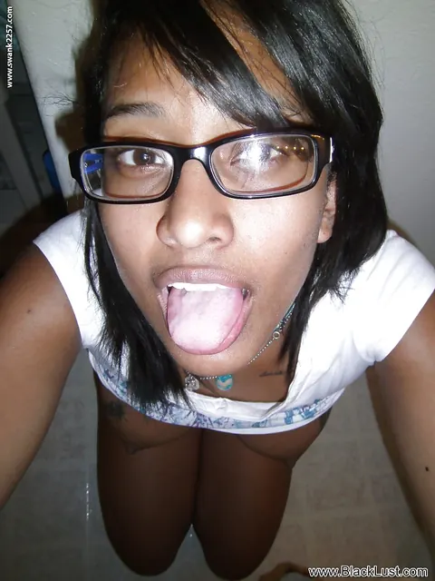 Ebony Babe with Big Tits Wearing Glasses Spreads for a Selfie – photo 16 of 16