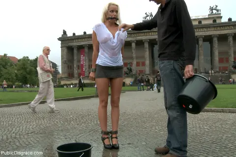 Sophie Logan: German MILF Bound and Exposed Outdoors – photo 10 of 21