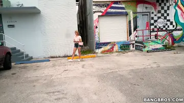 Kendall Kross – PAWG Redhead in Shorts Sucks and Fucks Outdoors