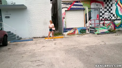 Kendall Kross: PAWG Redhead in Shorts Sucks and Fucks Outdoors – photo 1 of 21