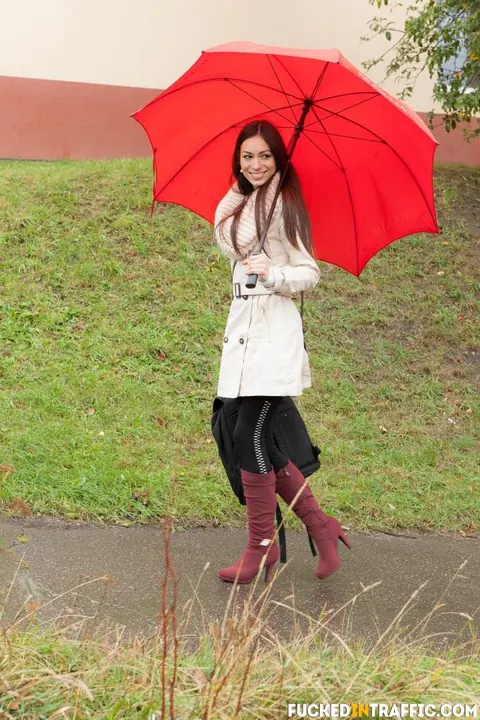 Arwen Gold: Skinny European Brunette Gets Creampied Outdoors in Boots – photo 5 of 16