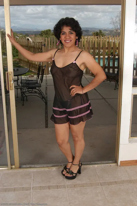 Thick Mature Woman Strips Out of Her Lingerie Outdoors – photo 1 of 20