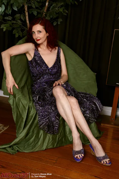 Zinnia Blue: Curly Redhead MILF Fingers Her Pussy and Spreads Wide – photo 1 of 21