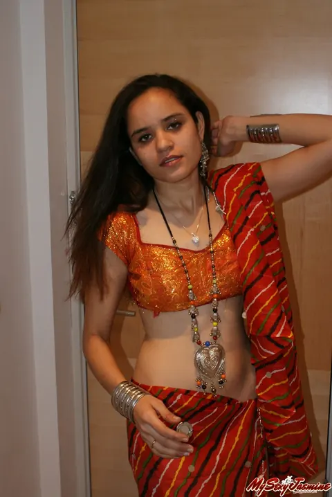 Jasmine Mathur: Asian Brunette Strips Out of Her Traditional Clothes – photo 4 of 12